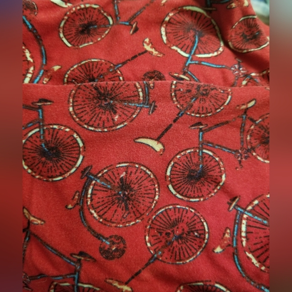 EUC LuLaRoe Red, Blue & White Bicycle Print Leggings OS - Picture 5 of 5